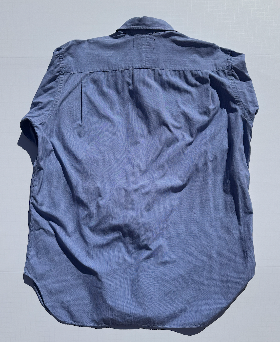 CHEFSBLU: Upcycled 'issho United' logo shirts