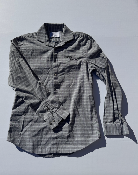 CHESS: Upcycled 'issho United' logo shirts
