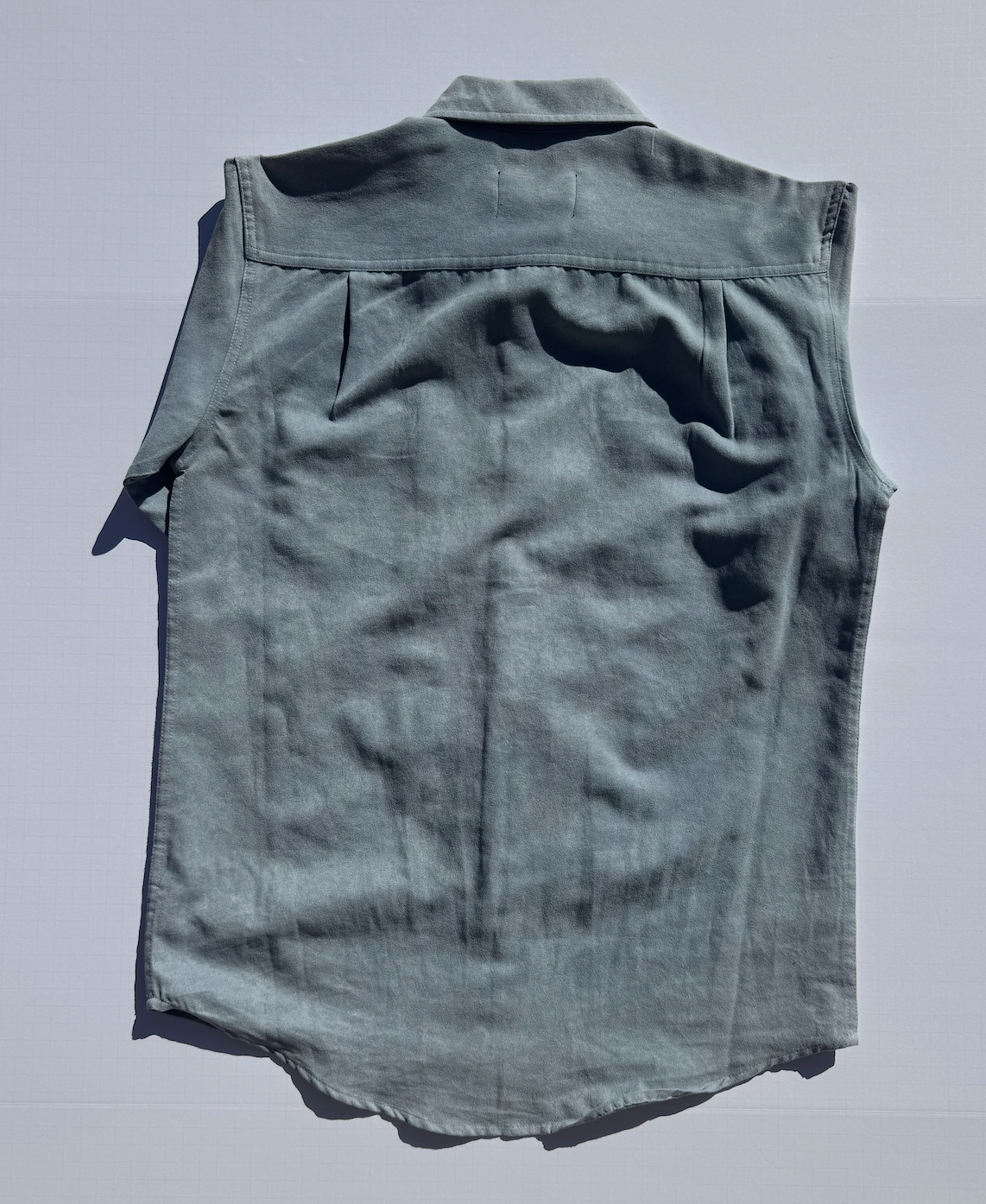 SUEDE: Upcycled 'issho United' logo shirts